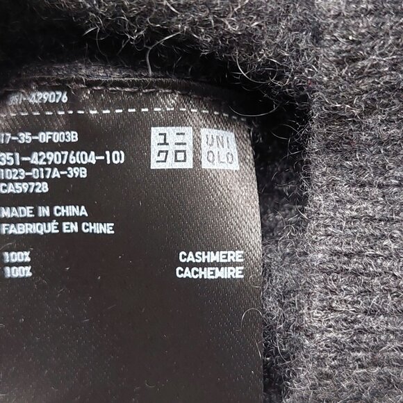 Uniqlo Cashmere Turtleneck Sweater S/M - Picture 4 of 8
